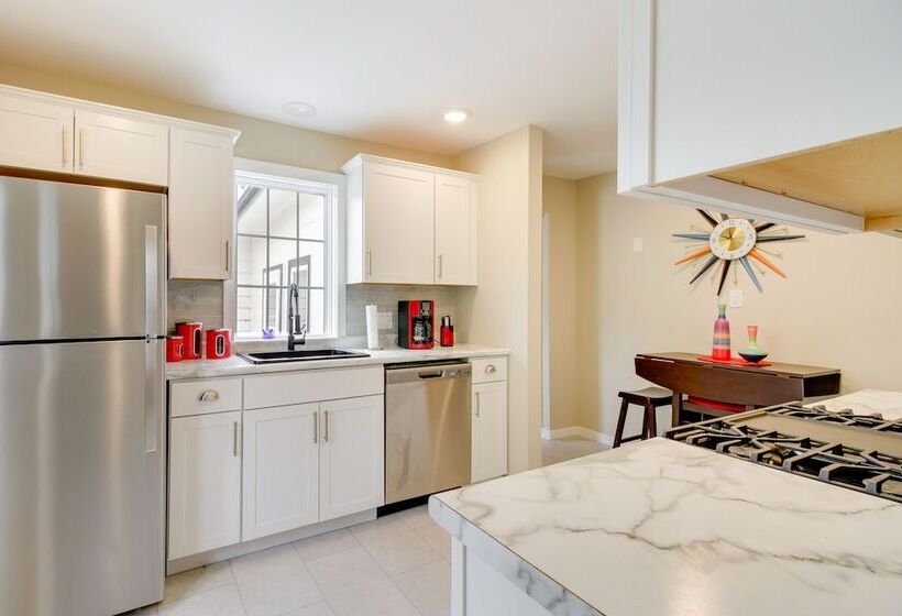 Downtown Baudette Vacation Rental: Walk To Dining!