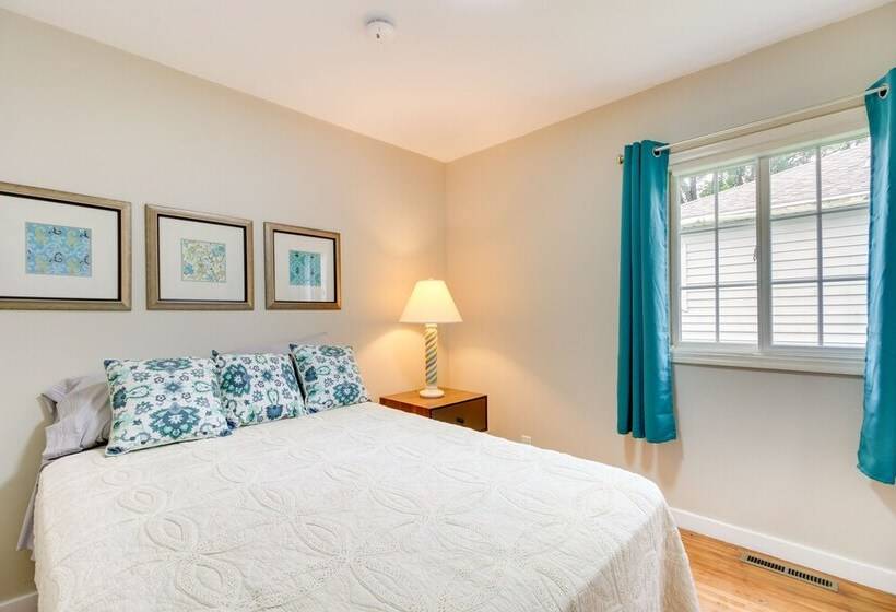 Downtown Baudette Vacation Rental: Walk To Dining!