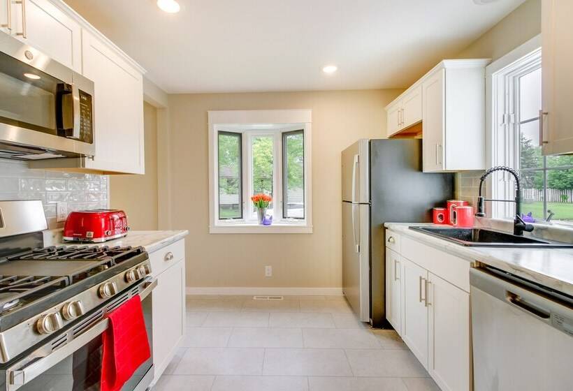 Downtown Baudette Vacation Rental: Walk To Dining!