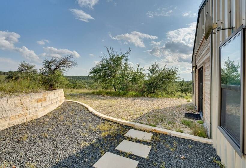 Getaway W/ Fire Pit ~ 5 Mi To Pedernales River!