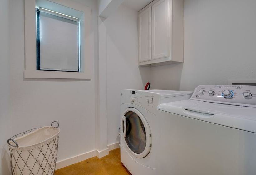 Getaway W/ Fire Pit ~ 5 Mi To Pedernales River!