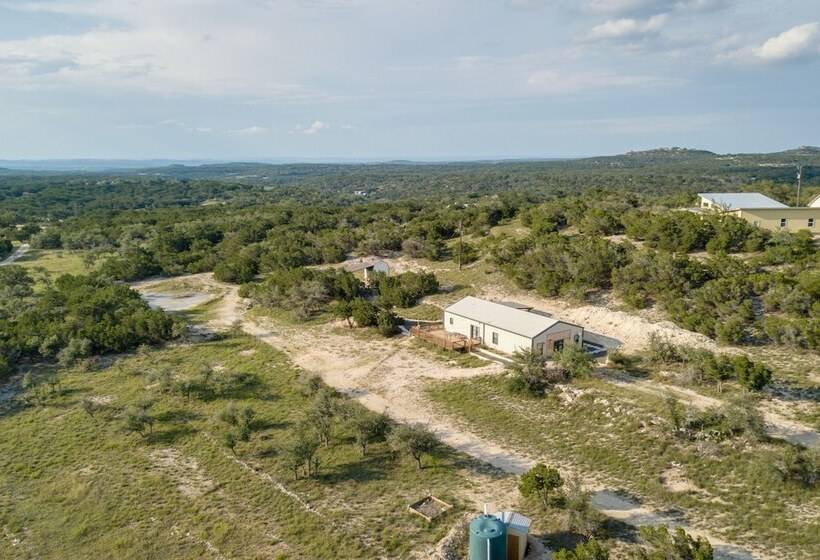 Getaway W/ Fire Pit ~ 5 Mi To Pedernales River!