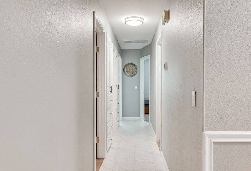 Edmond Home Near Colleges, Lakes, & Shopping!