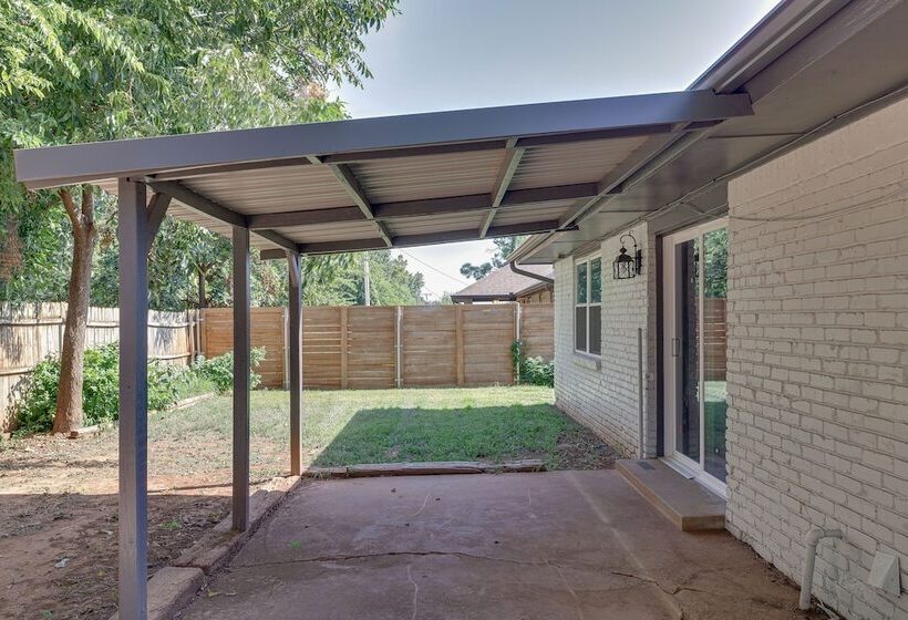 Edmond Home Near Colleges, Lakes, & Shopping!