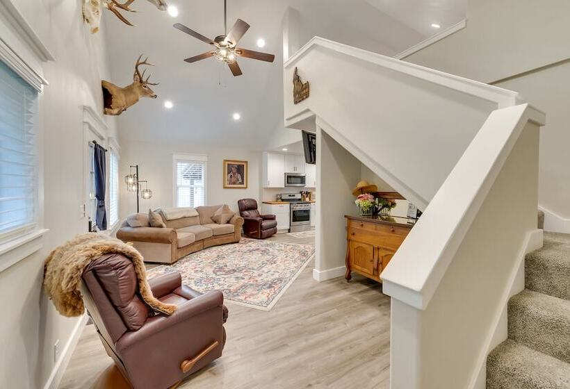 Egin Lakes Dunes Access Home W/ Private Yard!