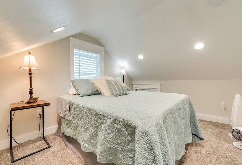 Egin Lakes Dunes Access Home W/ Private Yard!