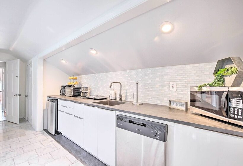 Elegant Connecticut Home: Fireplaces, Pet Friendly