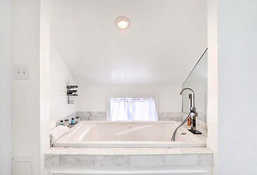 Elegant Connecticut Home: Fireplaces, Pet Friendly