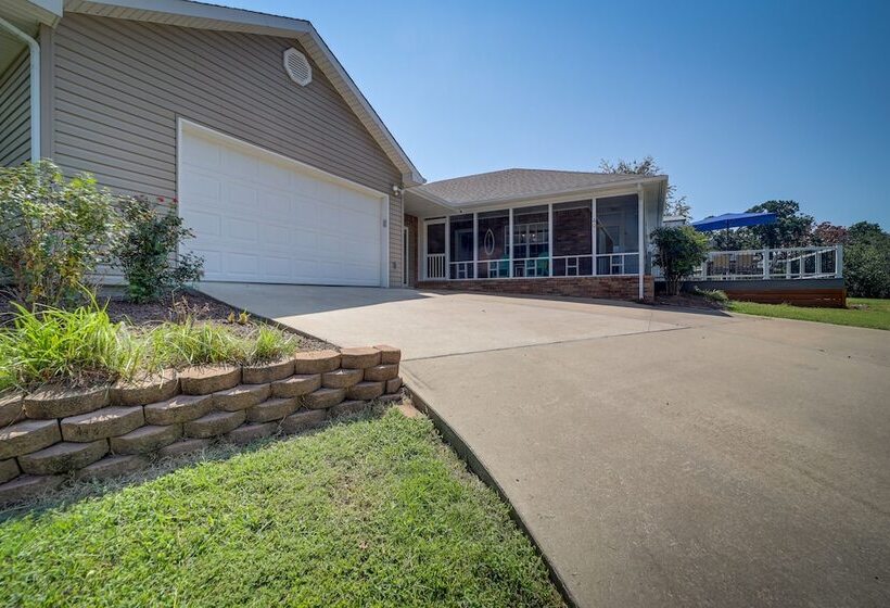 Eufaula Oasis W/ Screened Porch: Unwind In Style!