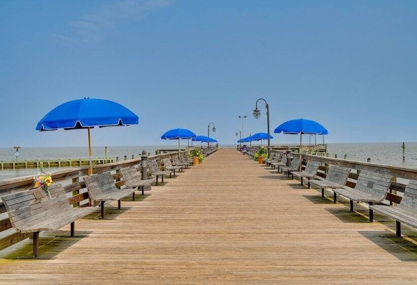 Family Friendly Chesapeake Beach House With Deck!