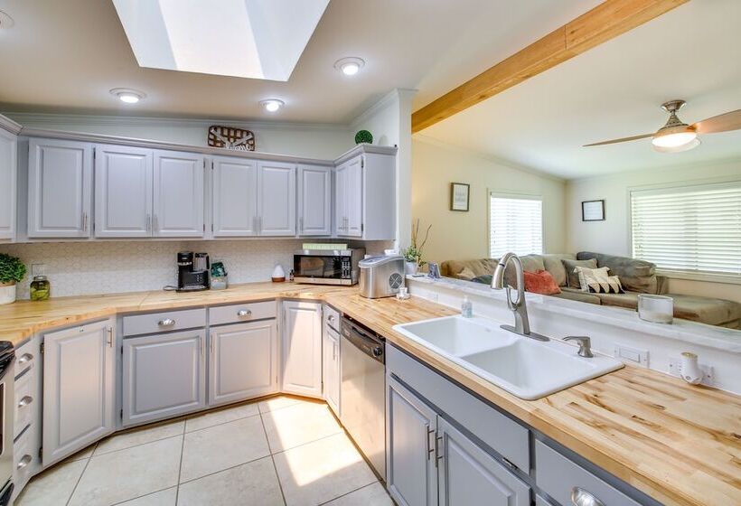 Family Friendly Jessieville Home: 1 Mi To Water!