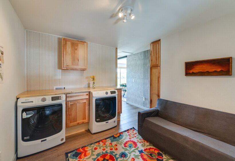 Family Friendly Lander Home Rental: Yard, Patio!