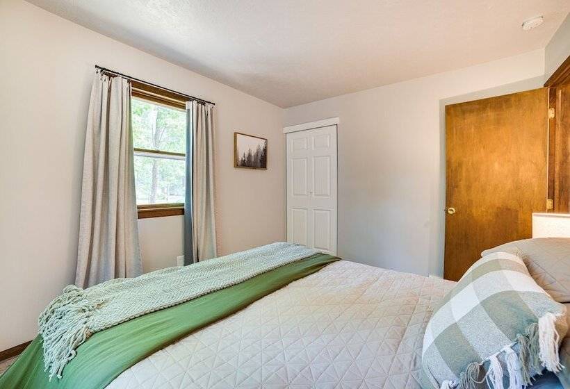 Family Roscommon Home   3 Mi To Higgins Lake