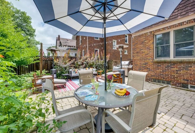 Ferndale Gem, Walk To Stores & Restaurants!