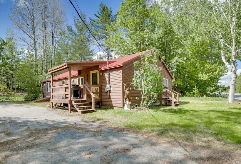 Gorgeous Sunday River Cabin W/ Saltwater Hot Tub!