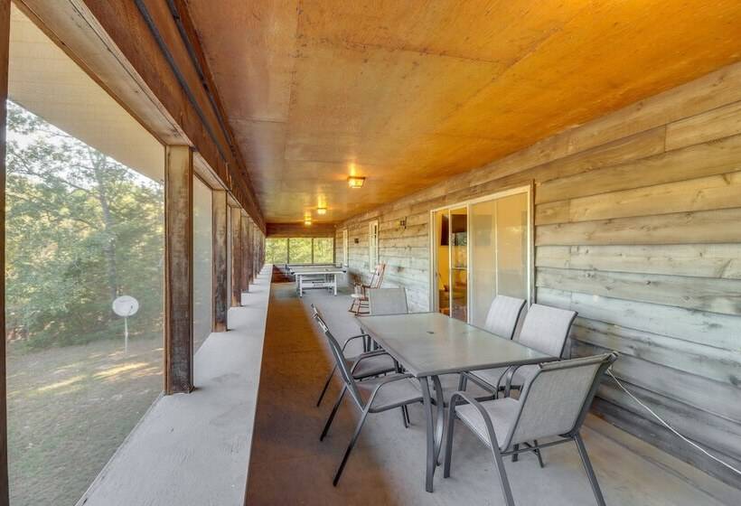 Greers Ferry Hideaway: Lake View, Boat Ramp Access