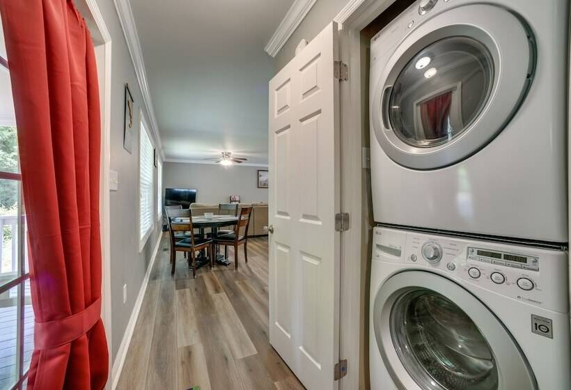 Guntersville Lake House: Dock & Boat Ramp Access!