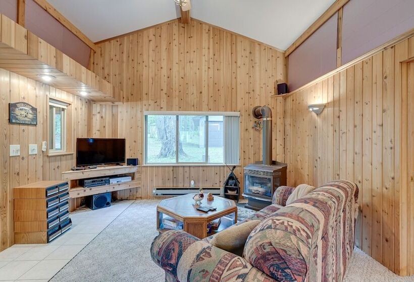 Harrison Cabin W/ Fire Pit & Elbow Lake Access!