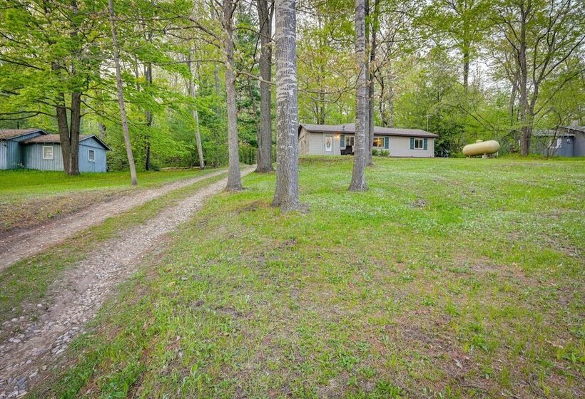 Harrison Cabin W/ Fire Pit & Elbow Lake Access!