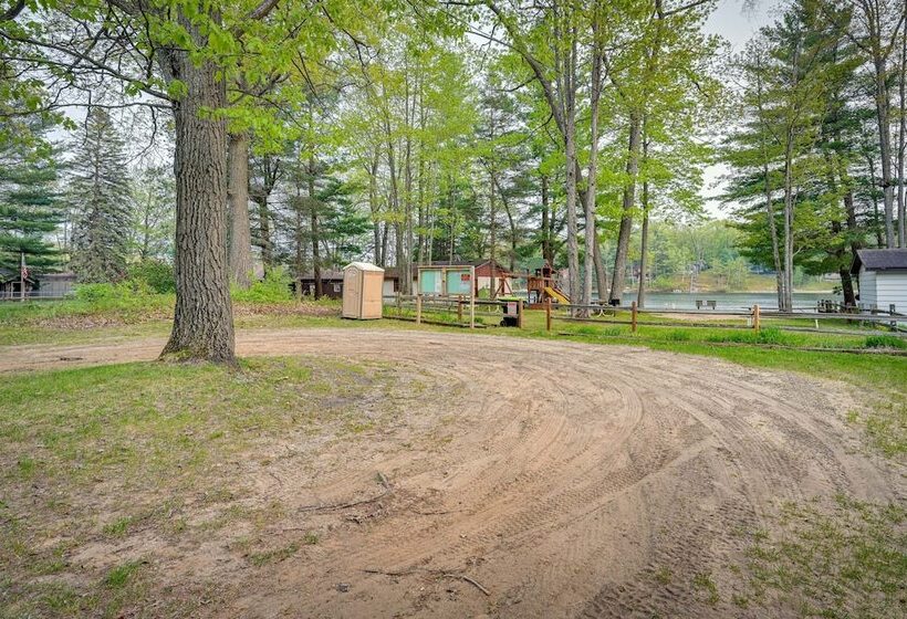 Harrison Cabin W/ Fire Pit & Elbow Lake Access!