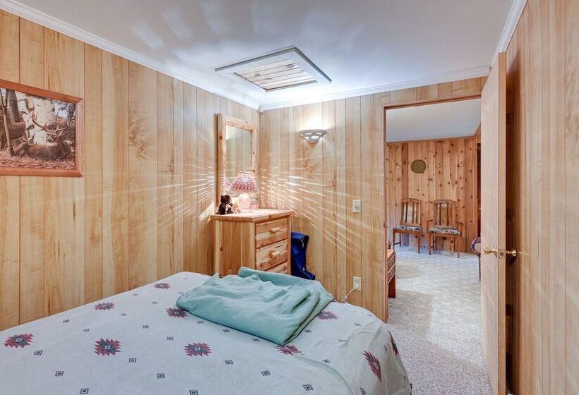 Harrison Cabin W/ Fire Pit & Elbow Lake Access!