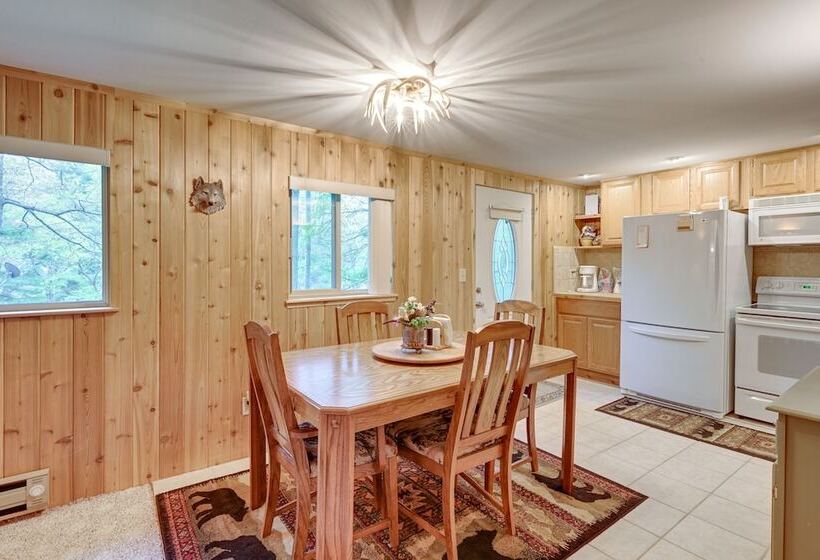 Harrison Cabin W/ Fire Pit & Elbow Lake Access!