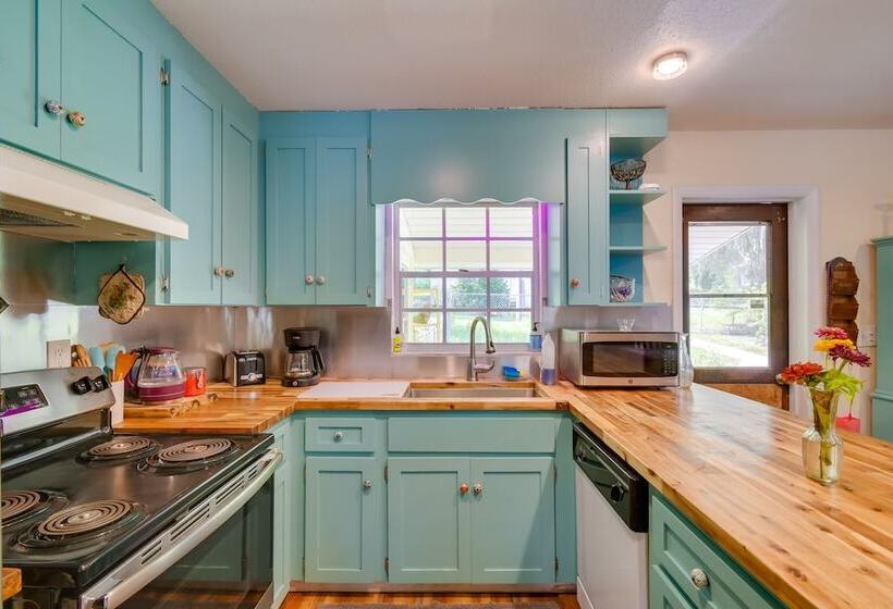 Hawthorne Retreat W/ Casita + Lake Winnott Access!