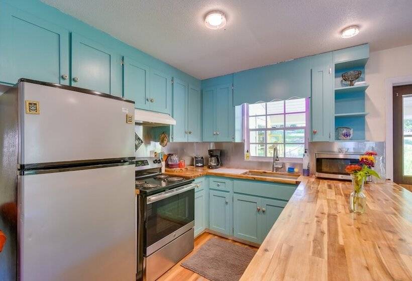 Hawthorne Retreat W/ Casita + Lake Winnott Access!