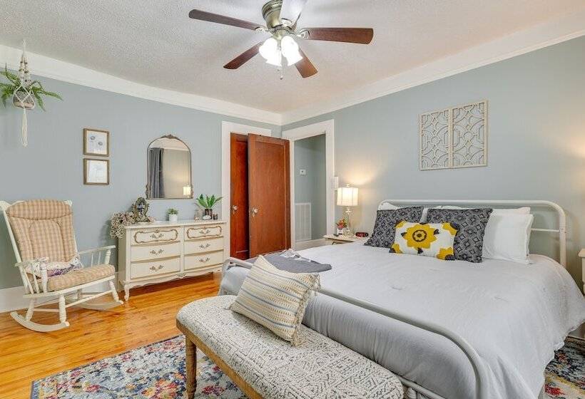 Historic Arab Home: 12 Mi To Guntersville Lake!