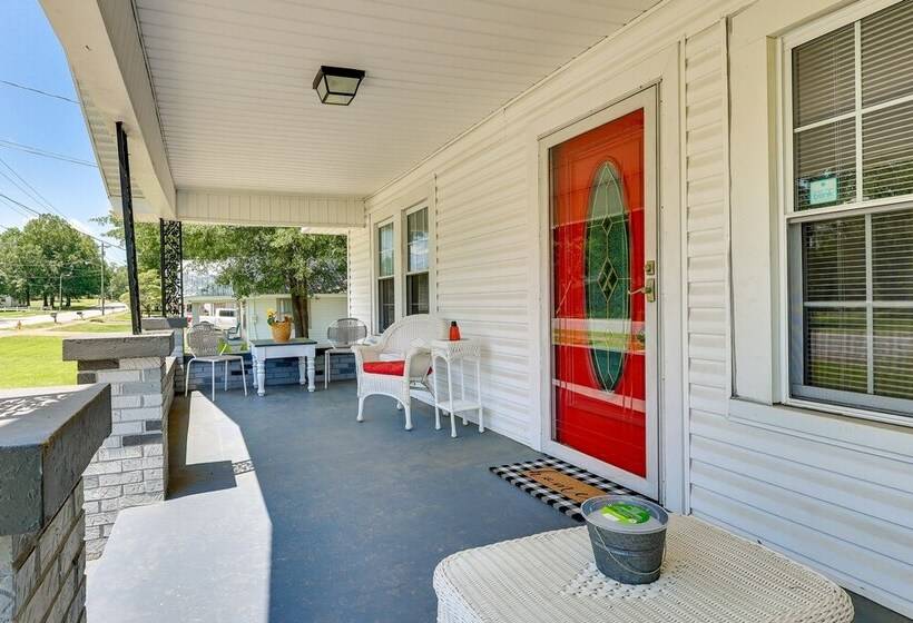 Historic Arab Home: 12 Mi To Guntersville Lake!