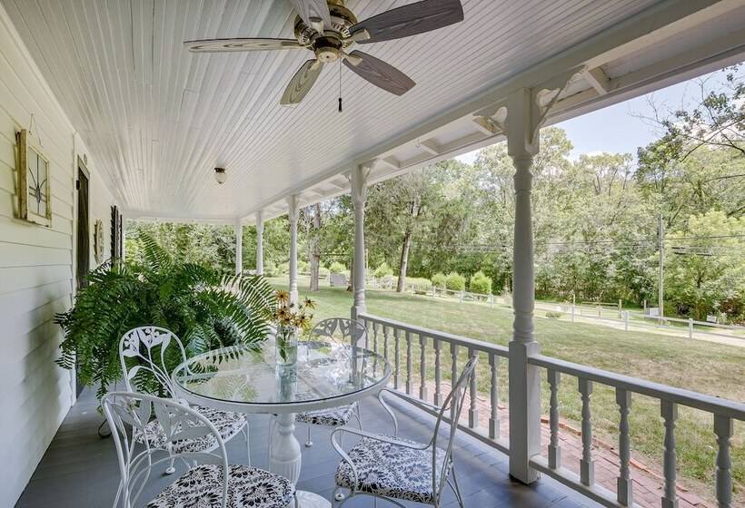 Historic & Charming Pittsboro Home W/ Fireplaces