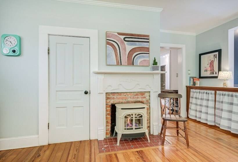 Historic & Charming Pittsboro Home W/ Fireplaces