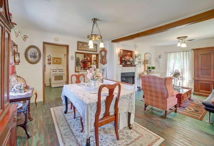 Historic Fort Smith Cottage < 1 Mi To Downtown!