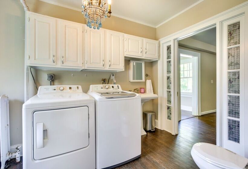 Historic Poughkeepsie Home Near Arlington & Vassar