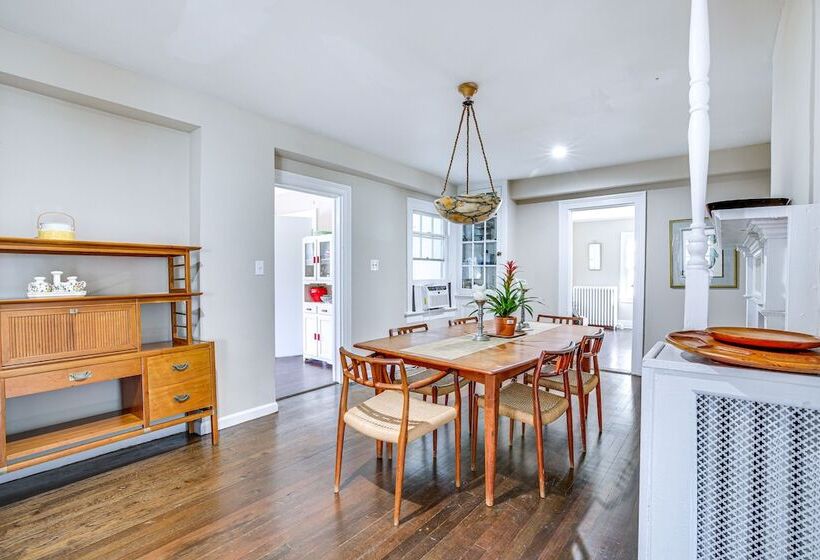 Historic Poughkeepsie Home Near Arlington & Vassar