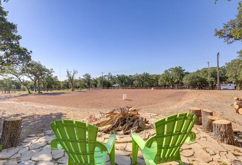 Horse Friendly Weatherford Oasis W/ Splash Pool