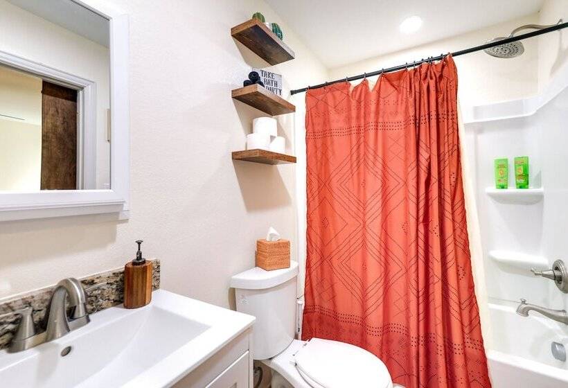 Horse Friendly Weatherford Oasis W/ Splash Pool