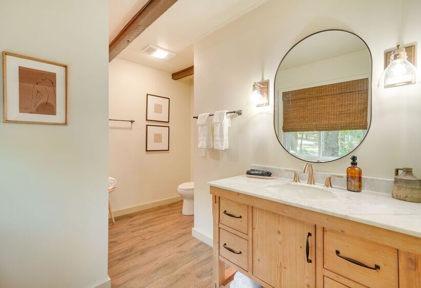 Idyllic Eufaula Vacation Rental: Close To Lake!