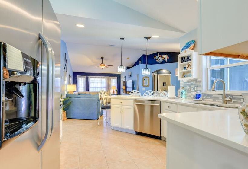 Jensen Beach Home W/ Heated Pool!