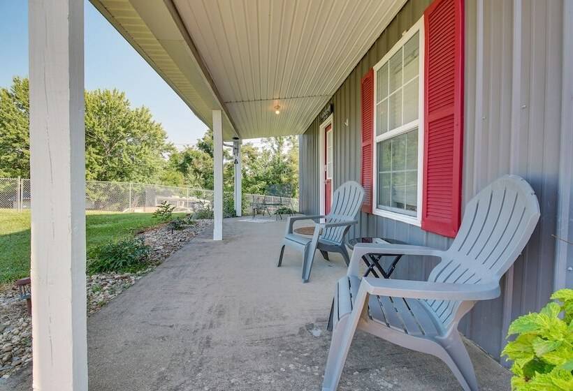 Kentucky Retreat Near Williamstown Lake!