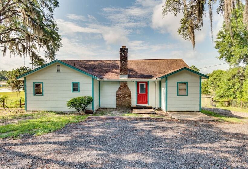 Keystone Heights Vacation Rental: On The Lake!