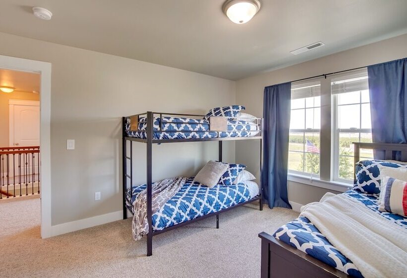 Kid Friendly Pasco Farmhouse W/ Playset, Game Room