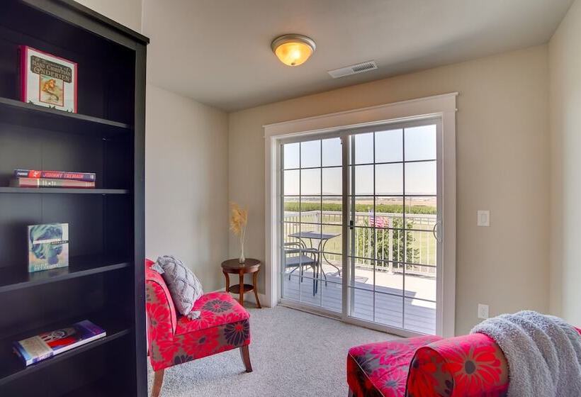 Kid Friendly Pasco Farmhouse W/ Playset, Game Room