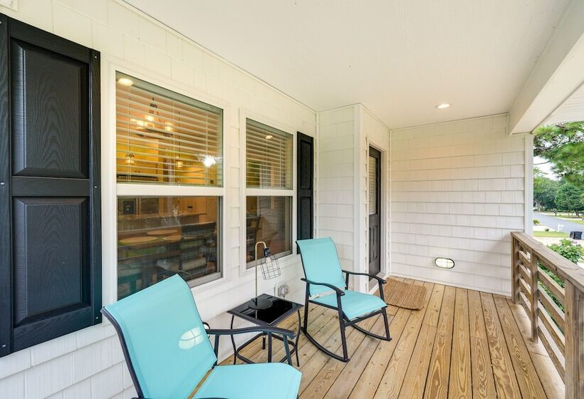 Kill Devil Hills Retreat W/ Gas Grill & Deck!