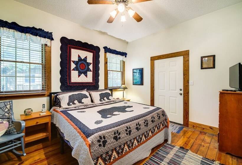 Lake Cumberland Resort Cabin W/ Community Perks!