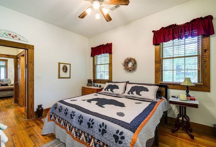 Lake Cumberland Resort Cabin W/ Community Perks!