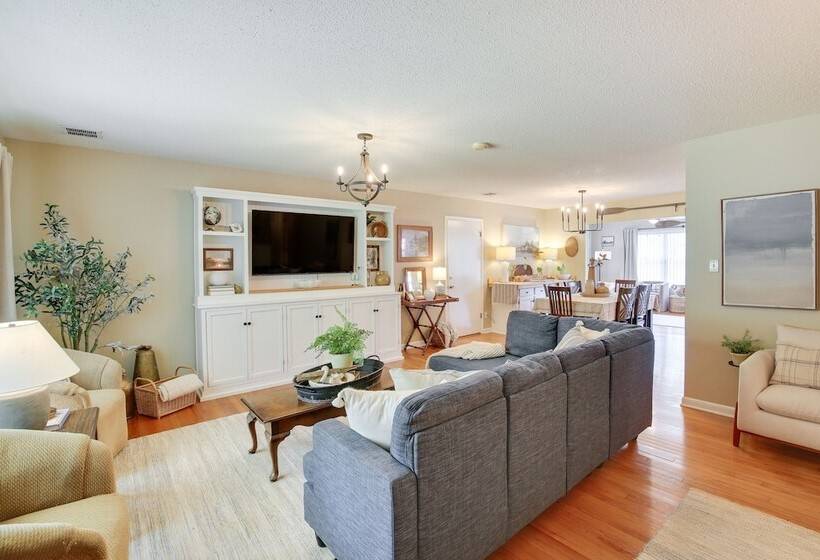 Lake Hamilton Home: 5 Mi To Hot Springs!