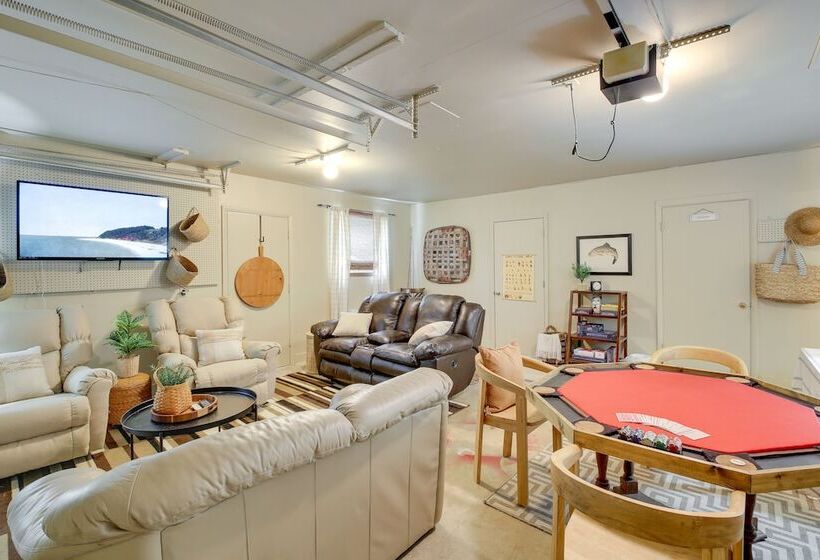 Lake Hamilton Home: 5 Mi To Hot Springs!