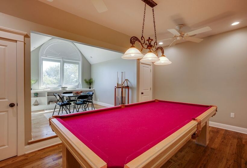 Lake Livingston Paradise: Outdoor Pool W/ Slide!