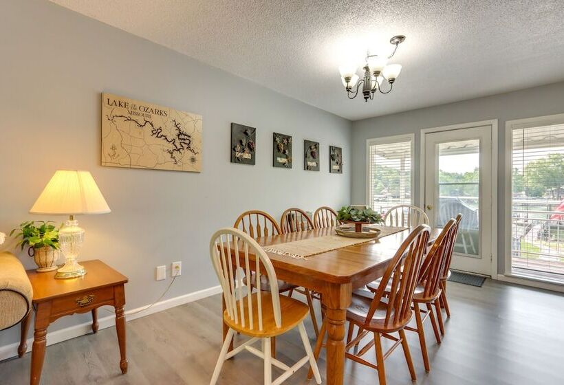 Fire Pit & Dock: Lake Of The Ozarks Retreat!